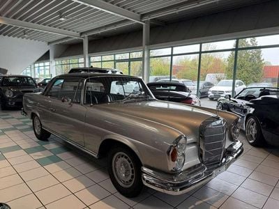 Usata Mercedes W111 120 CV (88 kW) 1966 Argento Coupé