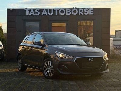 Braun Gebraucht 2019 Hyundai i30 YES! Limousine | 9.990 € (Fairer Preis)