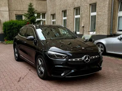 Gebraucht Mercedes GLA220 AMG 190 PS (139 kW) 2024 Schwarz SUV