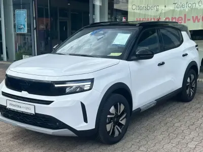 Neu Opel Frontera Ultimate 145 PS (106 kW) 2026 Alle farben verfügbar SUV