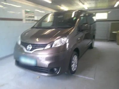 Gebraucht Nissan Evalia 110 PS (80 kW) 2018 Braun Van / Kleinbus