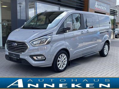 Gebraucht Ford Tourneo Titanium 150 PS (110 kW) 2022 Fancygrau Van / Kleinbus