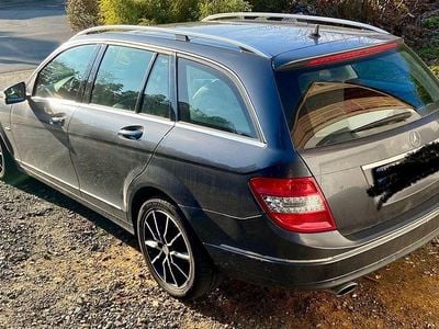 Gebraucht Mercedes C300 Avantgarde 236 PS (173 kW) 2010 Grau Kombi