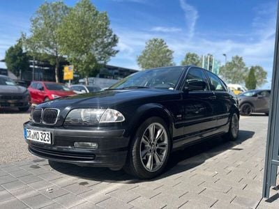 BMW 323