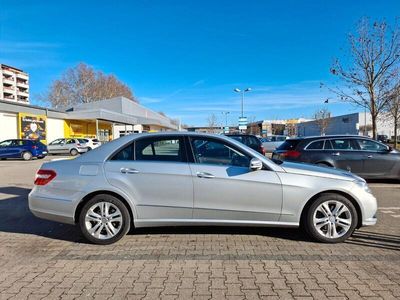 Mercedes E300