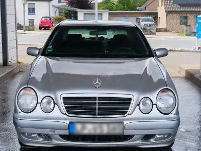 Gebraucht Mercedes E200