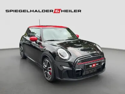 Gebraucht Mini John Cooper Works 231 PS (169 kW) 2021 Schwarz Kleinwagen