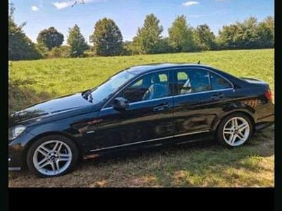 Gebraucht Mercedes 250 204 PS (150 kW) 2011 Schwarz Limousine