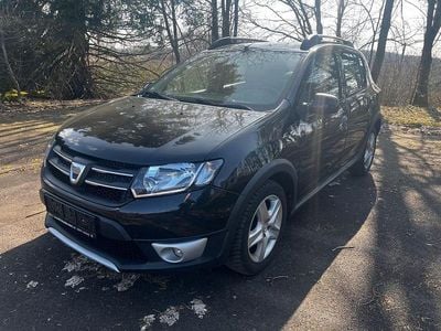 Gebraucht Dacia Sandero Prestige 90 PS (66 kW) 2015 Limousine