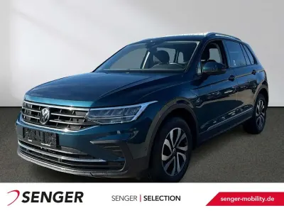 Używany VW Tiguan Active 150 KM (110 kW) 2022 Niebieski SUV