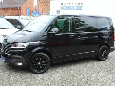 Gebraucht VW Multivan Highline 204 PS (150 kW) 2022 Schwarz Van / Kleinbus