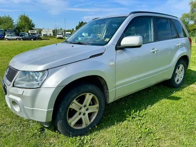 Gebraucht Suzuki Grand Vitara 129 PS (94 kW) 2007 Rot SUV