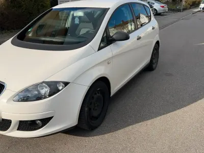 Gebraucht Seat Altea 102 PS (75 kW) 2007 Weiß Kleinwagen