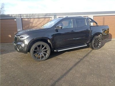 Schwarz (metallic) Gebraucht 2019 Mercedes X350 Edition Abholung | 34.989 € (Fairer Preis)