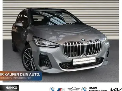 Gebraucht BMW 223 Active Tourer Luxury Line 211 PS (155 kW) 2023 Silber Van / Kleinbus