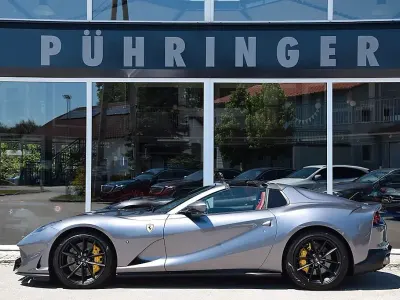 Gebraucht Ferrari 812 795 PS (584 kW) 2020 Grau Cabrio