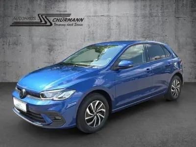 Neu VW Polo Life 95 PS (69 kW) 2026 Blau Kleinwagen