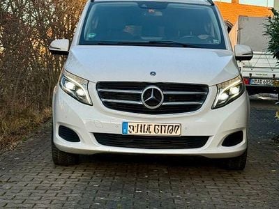 Weiß Gebraucht 2018 Mercedes V250 Avantgarde Van / Kleinbus | 29.900 € (Superpreis)