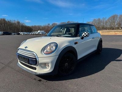Gebraucht Mini Cooper D 116 PS (85 kW) 2015 Weiß Kleinwagen