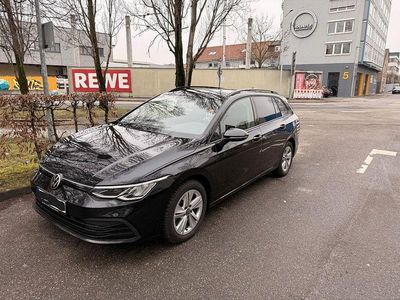 Gebraucht VW Golf VIII Life 150 PS (110 kW) 2022 Schwarz Kombi