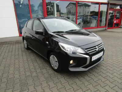 Gebraucht Mitsubishi Space Star Select 71 PS (52 kW) 2025 Piano schwarx x37 Kleinwagen