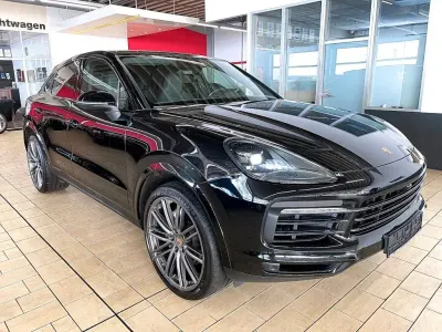 Gebraucht Porsche Cayenne Coupe 340 PS (250 kW) 2019 Tiefschwarz Coupé