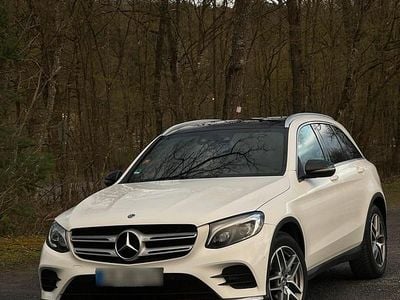 Gebraucht Mercedes GLC220 AMG line 170 PS (125 kW) 2017 Weiß SUV