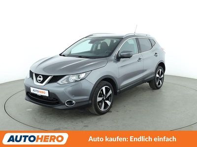 Grau Gebraucht 2016 Nissan Qashqai N-Connecta SUV | 12.670 € (Fairer Preis)