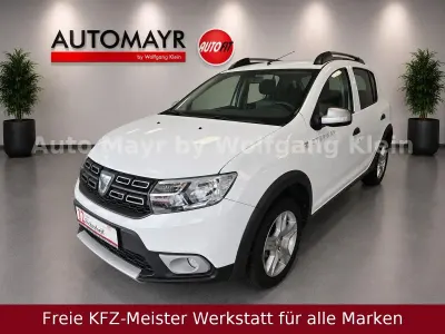 Gebraucht Dacia Sandero Essentiel 101 PS (74 kW) 2020 Weiß Kleinwagen
