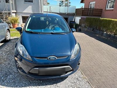 Gebraucht Ford Fiesta 60 PS (44 kW) 2009 Blau Kleinwagen