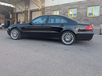 Mercedes E500