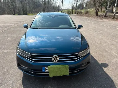Gebraucht VW Passat 150 PS (110 kW) 2020 Blau Kombi