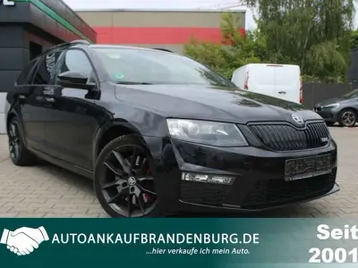 Używany Skoda Octavia RS 184 KM (135 kW) 2014 Czarny Kombi