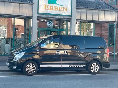 Gebraucht Hyundai H-1 170 PS (125 kW) 2011 Schwarz Van / Kleinbus