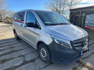 Gebraucht Mercedes Vito 136 PS (100 kW) 2017 Silber Van