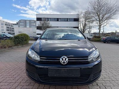 Gebraucht VW Golf VI Trendline 107 PS (78 kW) 2010 Schwarz Kleinwagen