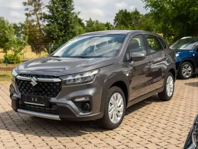 Neu Suzuki SX4 S-Cross 110 PS (80 kW) 2026 Titan dark gray pearl metallic SUV