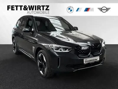 Gebraucht BMW iX3 M Sport 210 kW (286 PS) 2021 Sophistograu brillanteffekt metallic SUV