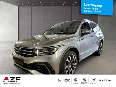 Gebraucht VW Tiguan Allspace R-line 200 PS (147 kW) 2023 Pyritsilber metallic SUV