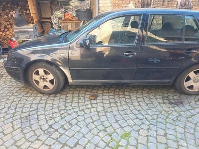 Second-hand VW Golf III 125 CP (91 kW) 1999 Negru Berlinǎ