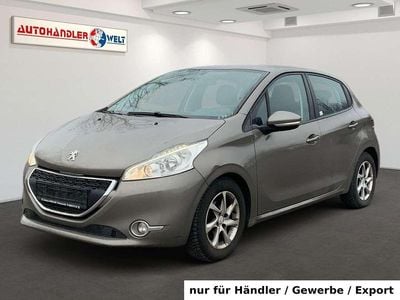 Gebraucht Peugeot 208 Active 95 PS (69 kW) 2012 Grau Kleinwagen