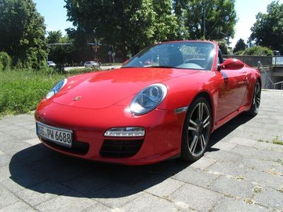 Porsche 911 Carrera Cabriolet