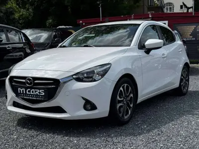 Gebraucht Mazda 2 Sports-Line 90 PS (66 kW) 2016 Purweiss Kleinwagen