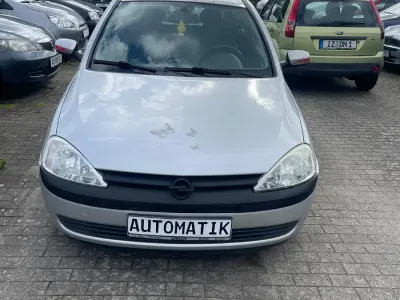 Gebraucht Opel Corsa 75 PS (55 kW) 2001 Silber Kleinwagen