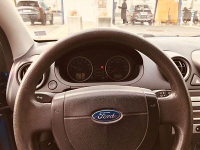 gebraucht Ford Fiesta 1,3 51 kW Viva Viva