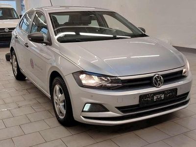 Reflexsilber metallic Gebraucht 2019 VW Polo Kleinwagen | 8.800 € (Fairer Preis)