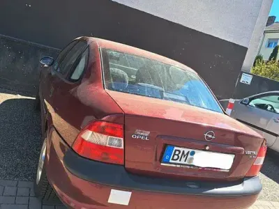 Gebraucht Opel Vectra 101 PS (74 kW) 1997 Braun Limousine