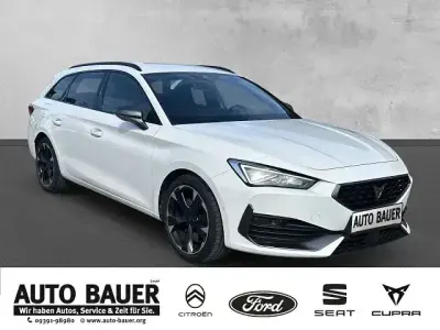 Używany Cupra Leon 245 KM (180 kW) 2023 Biały Sedan/Limuzyna