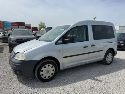 Gebraucht VW Caddy Team 80 PS (58 kW) 2009 Silber Van / Kleinbus