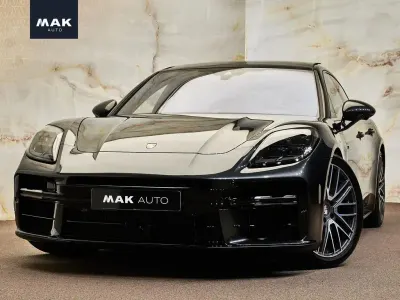 Gebraucht Porsche Panamera 544 PS (400 kW) 2024 Grau Kleinwagen